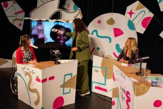 Minister Ingrid van Engelshoven reikt Gouden C uit aan Sharina Gumbs